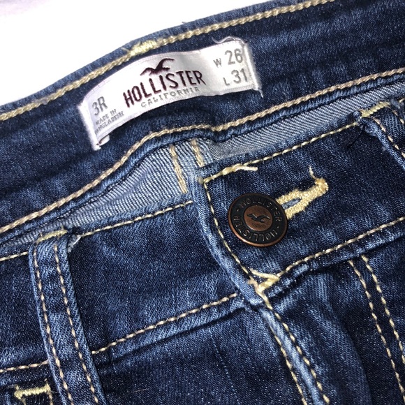 HOLLISTER BLUE JEANS - Picture 3 of 3